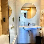 Hotel Celymar