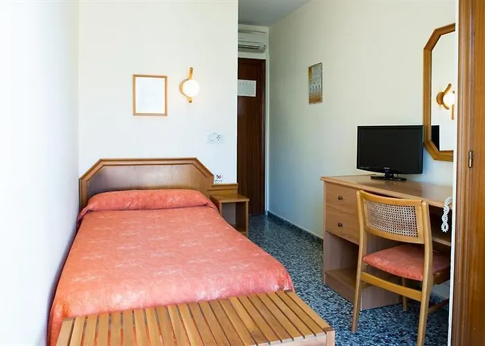 Hotel Celymar *