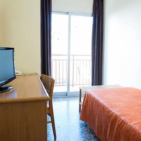 Celymar Hotel *